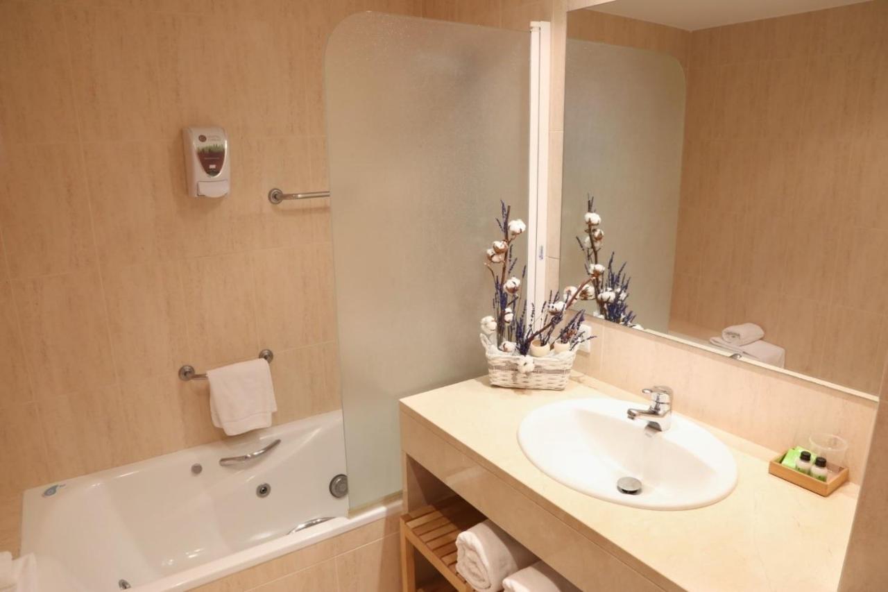 Hostal Torras 산트힐라리사캄 외부 사진